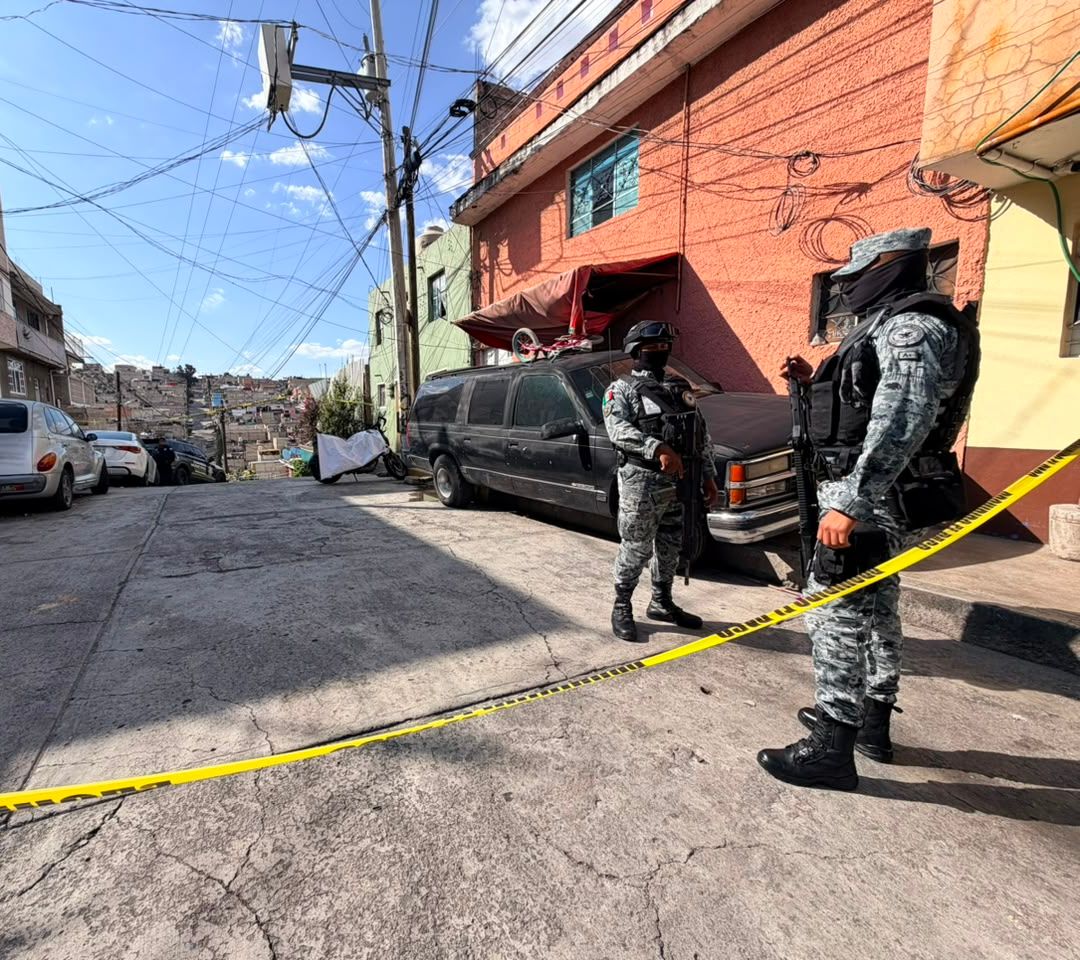 Elementos de la Guardia Municipal de Naucalpan de Juárez acordonaron el lugar. Foto: N+